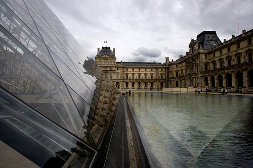 louvre.jpg
